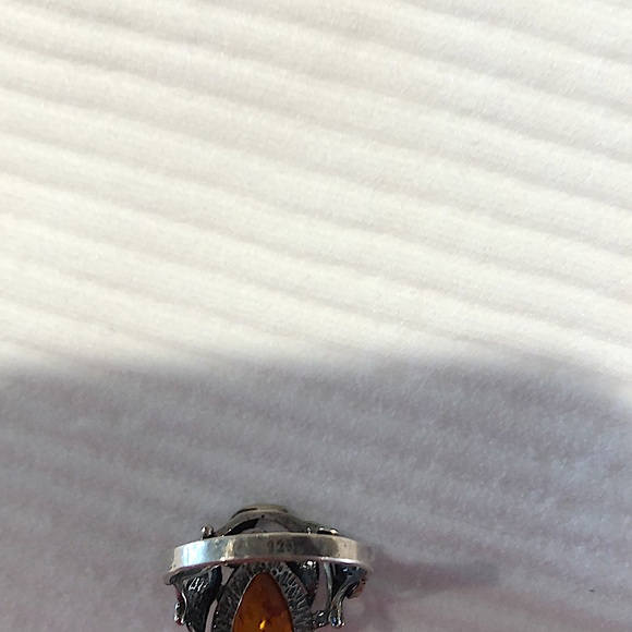 Silver ring - Picture 7 of 12